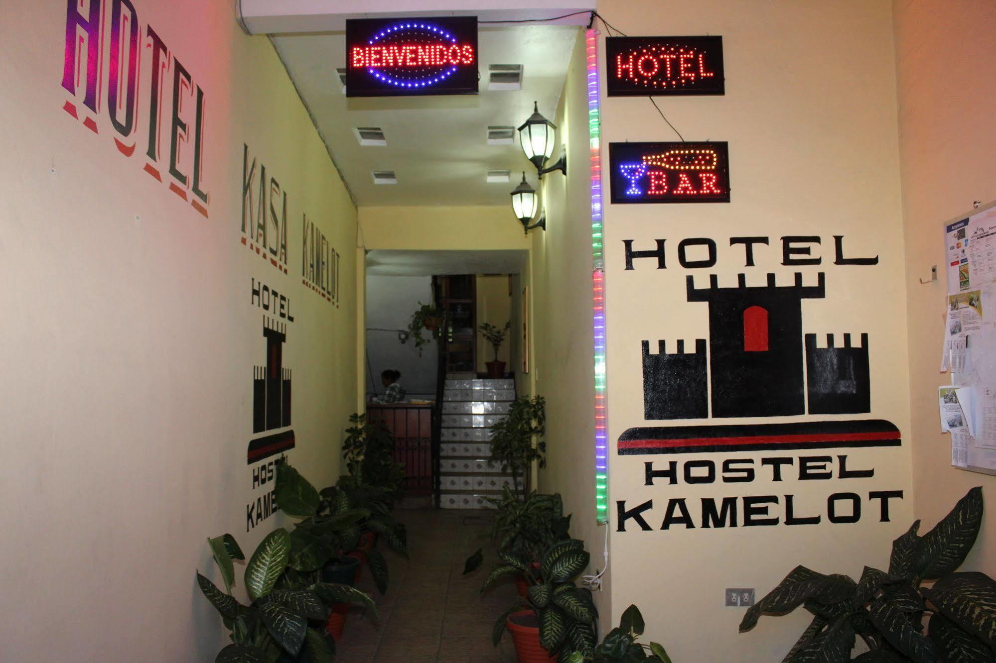 Hotel Kasa Kamelot Quetzaltenango ภายนอก รูปภาพ